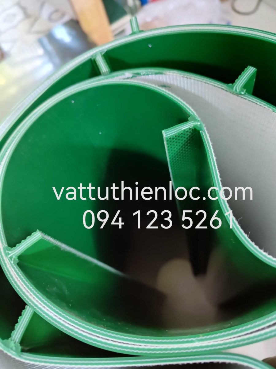 Băng Tải PVC Gắn Gờ, Băng Tải PVC Gân V