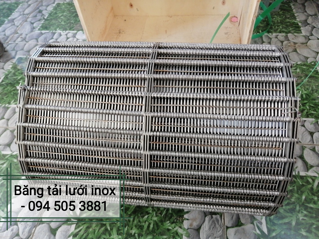 Băng tải lưới inox chịu nhiệt độ cao khổ rộng 450mm x 10 mét