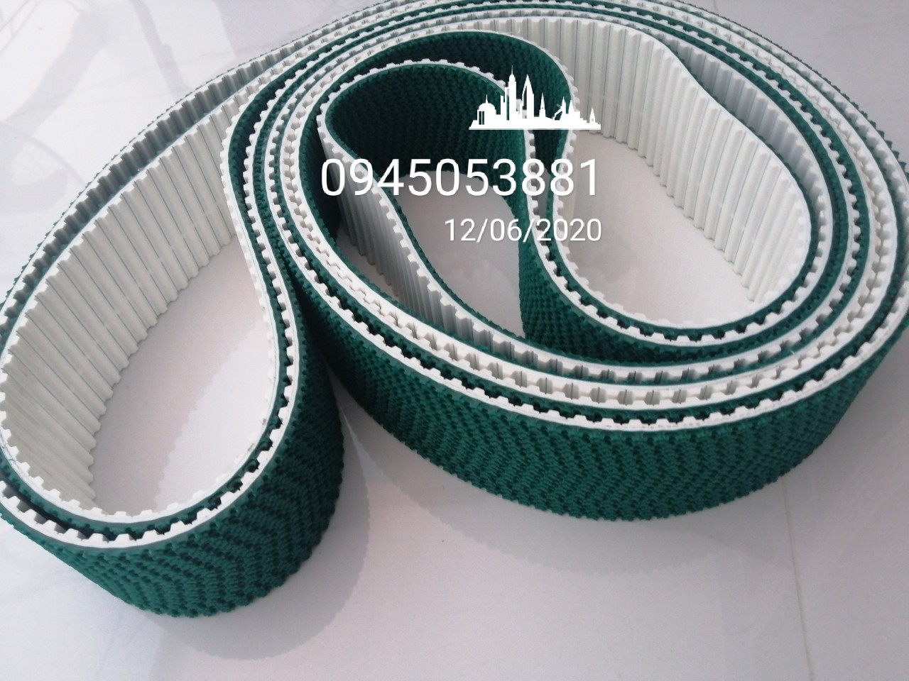 DÂY CUROA RĂNG PU T10 ĐẮP BĂNG TẢI PVC XANH GAI LOẠI DẦY INO BELT