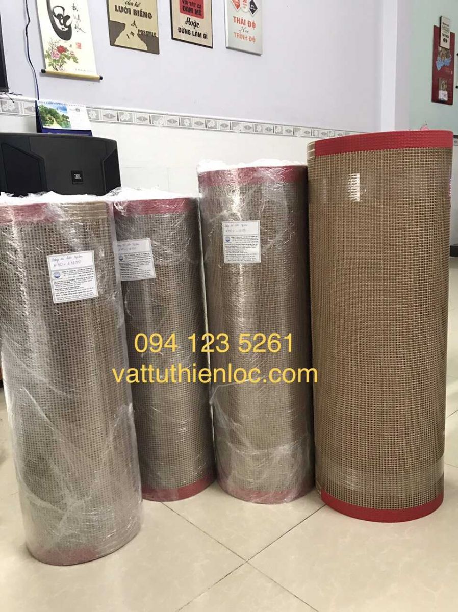 băng tải lưới teflon mầu vàng viền đỏ-01